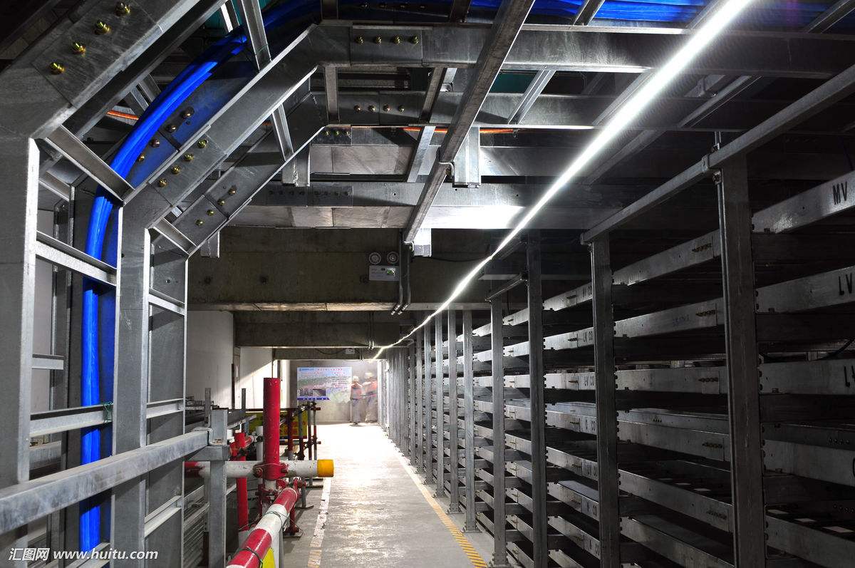 防火噴塑電纜橋架價格多少？